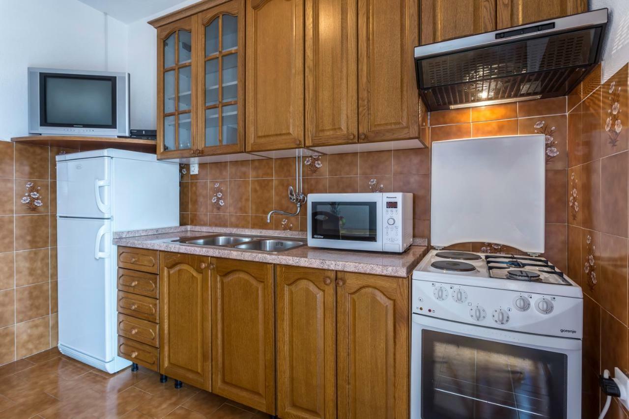 Apartmani Bezma Bol Esterno foto